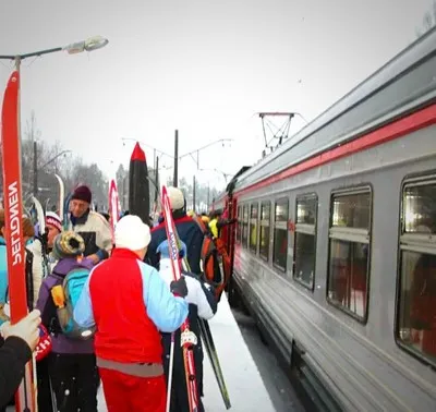 Добраться с лыжами до горнолыжного курорта Гора Соболиная