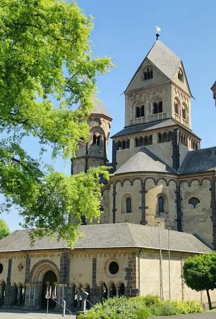 Архитектура Лаахского аббатства в Германии