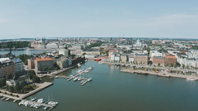 Порт Хельсинки рядом с аэропортом Вантаа Хельсинки HEL